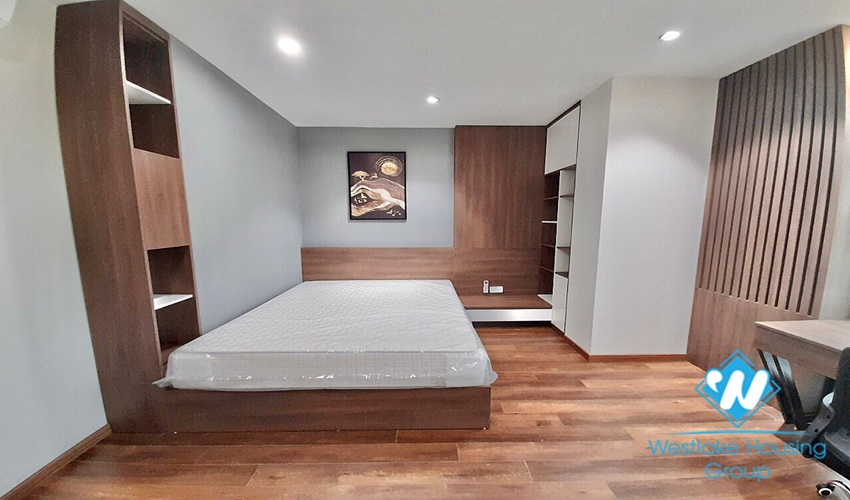 Nice new apartment for rent at the link Ciputra building 3 bedrooms 2 bathrooms fully furnished